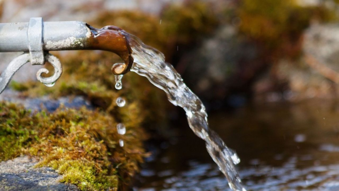Kútfúrás - a fúrott kutak egyik legnagyobb előnye, hogy a vízadás folyamatos
